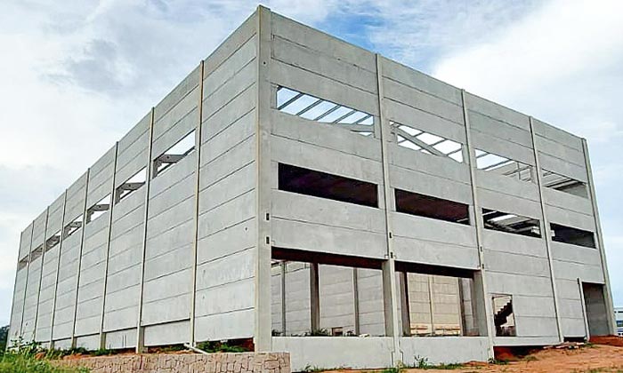 GALPÕES PRÉ-MOLDADOS