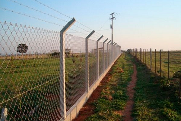 LOTES E CHÁCARAS
