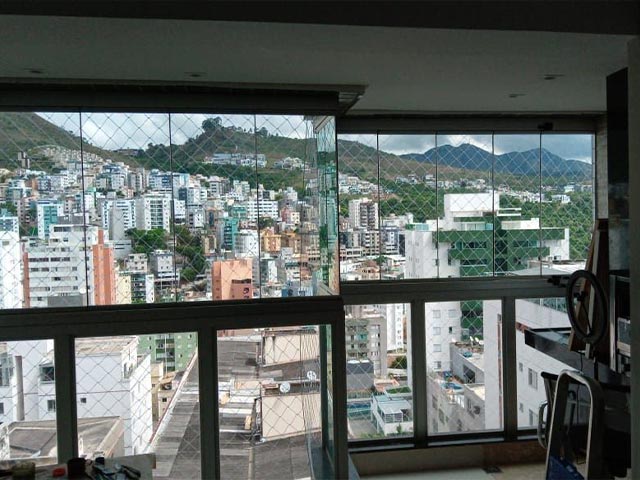 FECHAMENTO DE VARANDA