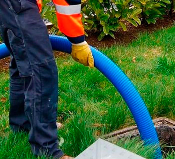 imagem de limpeza de fossa